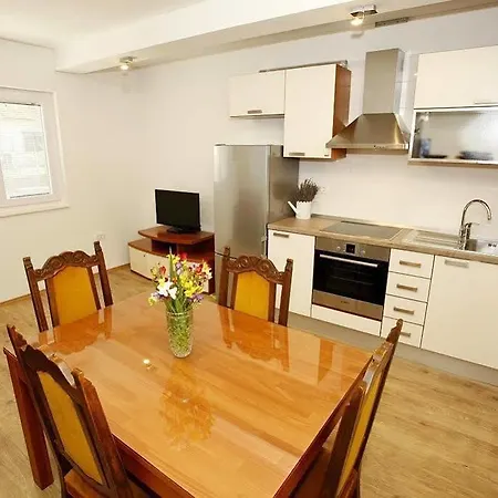 Inka And Comfy Apartment Zadar