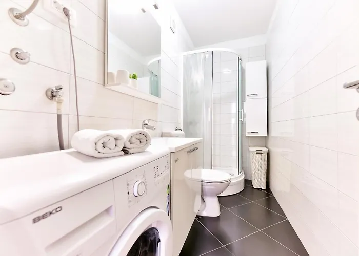 Inka And Comfy זאדאר